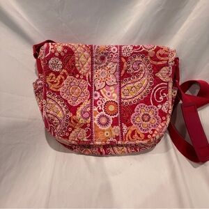 Vera Bradley Messenger Crossbody Bag in Raspberry Fizz Pattern